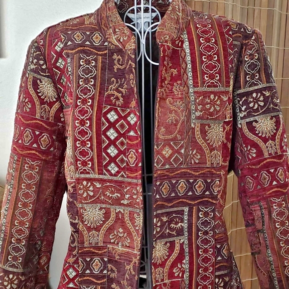 Christopher Banks Tapestry Blazer/Jacket. Deep Red Burgundy and Earth tones - Picture 9 of 10